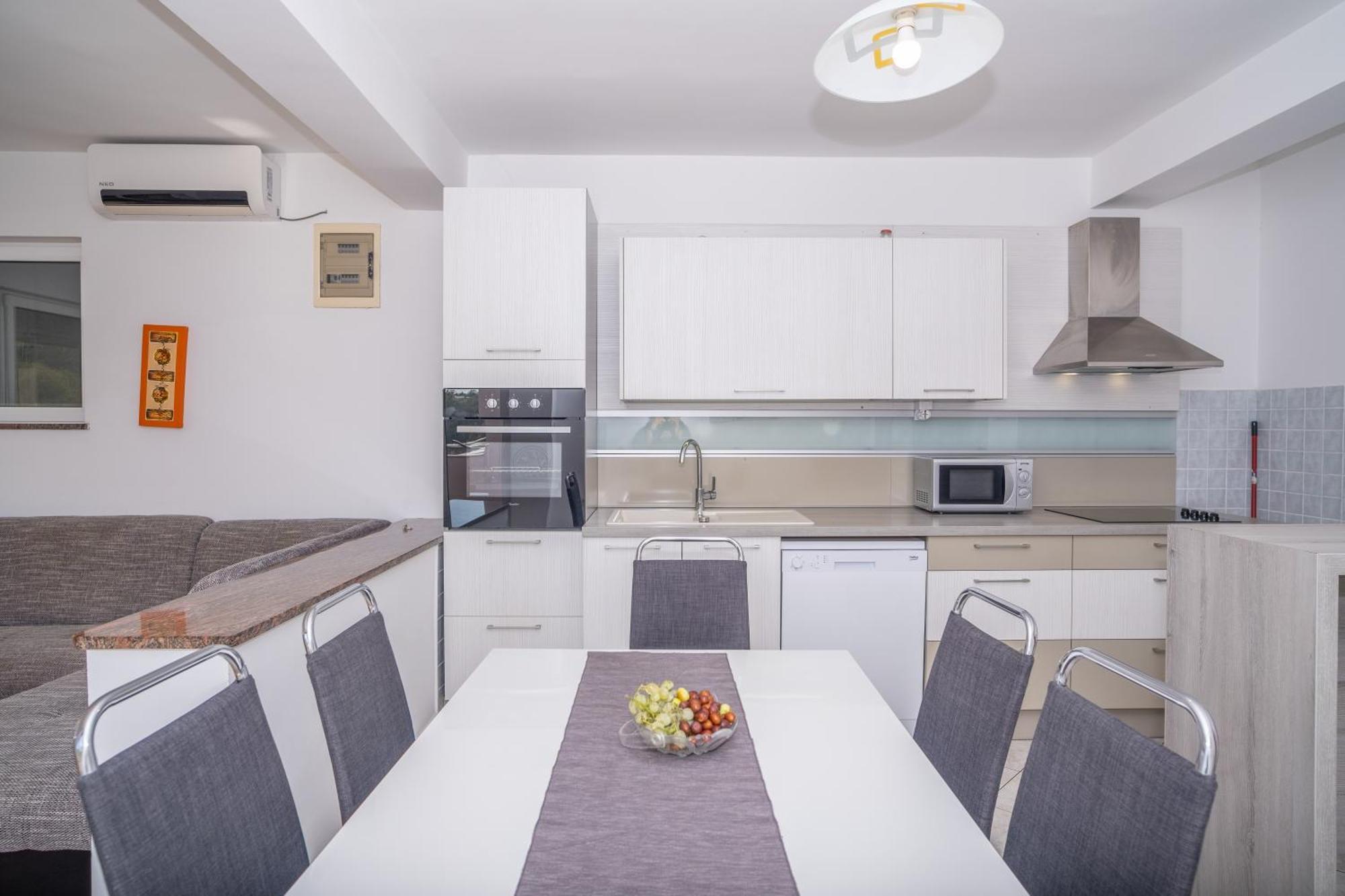 Apartment Bura Šibenik Eksteriør billede